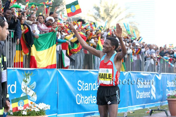 Gebrselassie_HaileCrowd-Dubai10.JPG