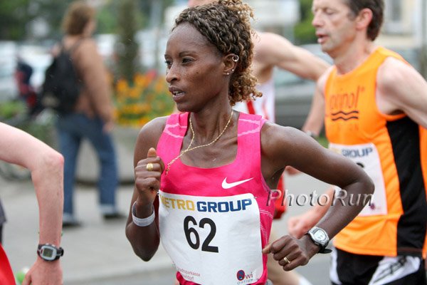 Bekele_AlemituH-Duss#B6BC9C.jpg