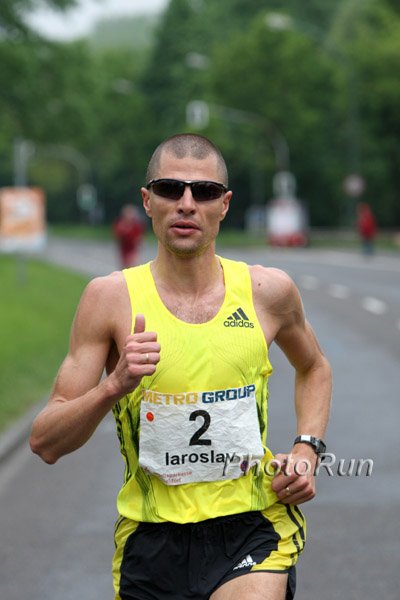Musinschi_Iaroslav1-#B6BCE2.jpg