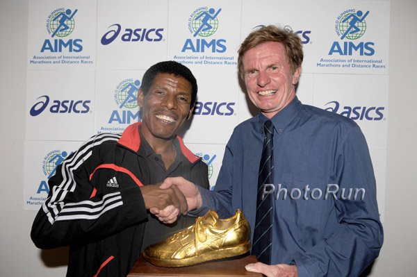 Gebrselassie-JonesAi#B903F8.jpg