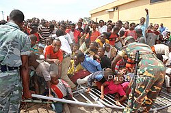 Crowds-Hawasa10.jpg