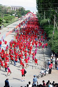 EveryoneRunsStart1-Hawasa10.jpg