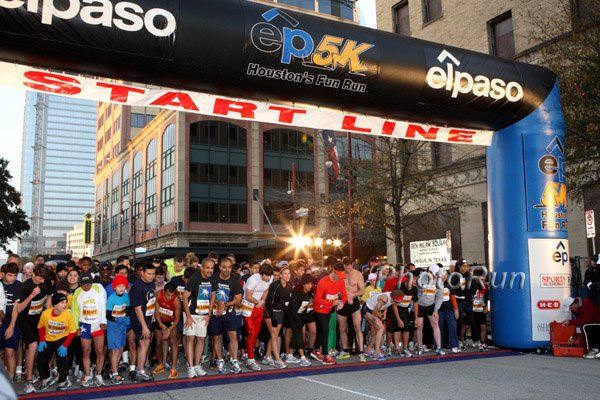Start5k_Houston10.Jpg