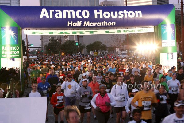 StartHalf_Houston10.Jpg