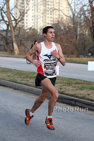 Vega_Antonio1a-Houston10.JPG