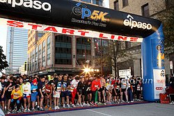 Start5k_Houston10.Jpg