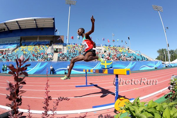 Boys steeplechase prelims