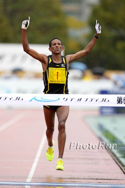 Tsegay_YemaneFV_LakeBiwa10.jpg