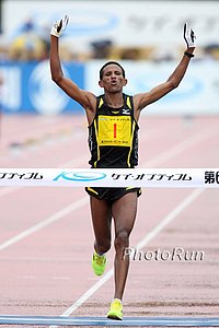 Tsegay_YemaneFV-LakeBiwa10.jpg