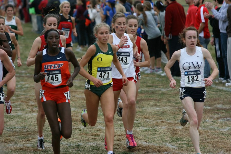 Risper Kimaiyo (UTEP) and Jordan Hasay