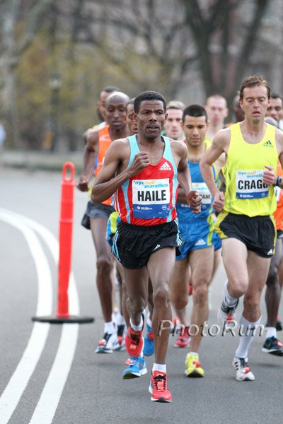 GebrselassieLeads-NYCHalf10.jpg