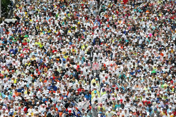 StartMasses1a-Tokyo10.jpg
