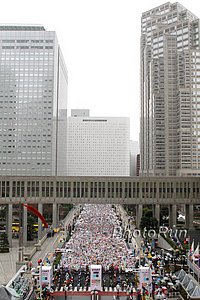 StartMassesWide-Tokyo10.jpg
