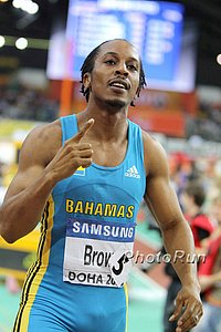 Brown_ChrisR-Worldi10.jpg