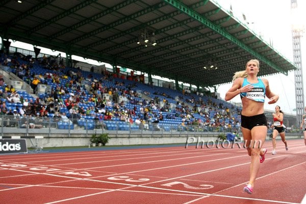 Molly Beckwith of USA Won 800m in 2:01.09