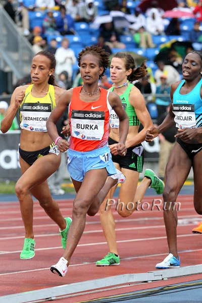 Gelete Burka Leading Women's 1500m