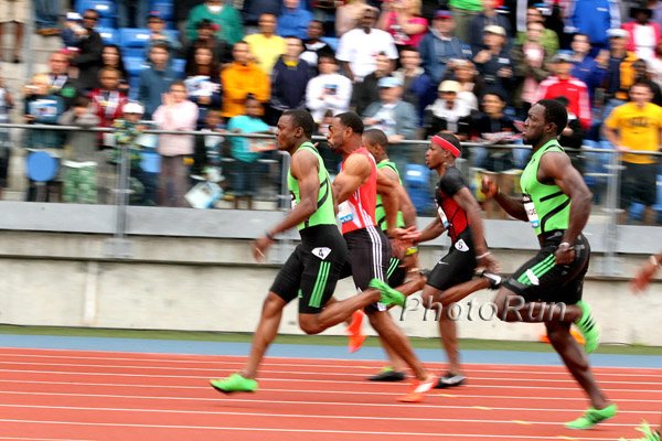 Steve Mullings Leading Tyson Gay