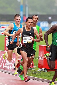 Leo Manzano 7th in 1500m 3:39.71