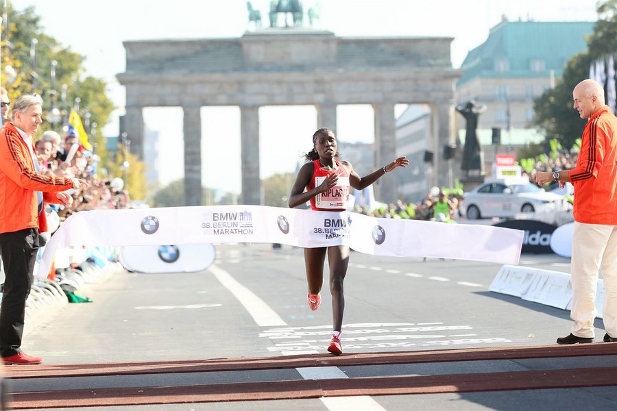 Florence Kiplagat Wins!