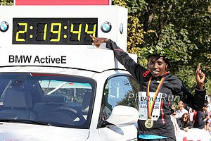 2:19:44 for Kiplagat