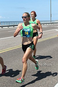 American Jen Rhines