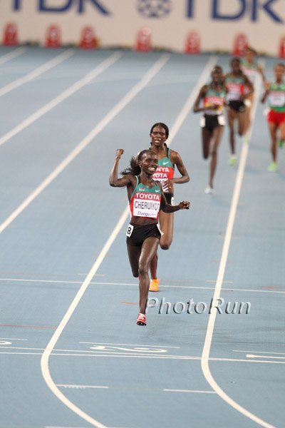 Vivian Cheruiyot Leading The Kenyan 1-4 sweep