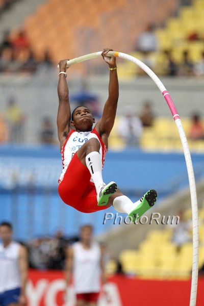 Cuba's Lázaro Borges was a perfect 4-4 as well