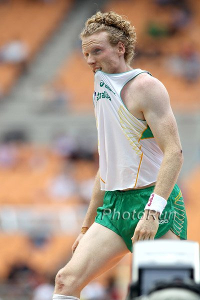 Defending champ Steve Hooker bombed out