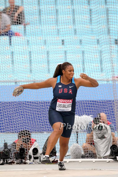 The US's Gia Lewis-Smallwood missed qualifying by .45m.