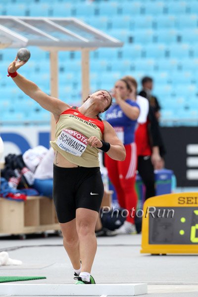 Christina Scwanitz