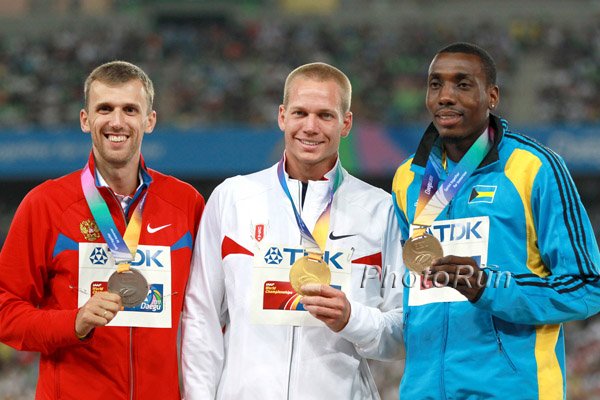 Aleksey Dmitrik (l), Jesse Williams (c), Trevor Barry (r)