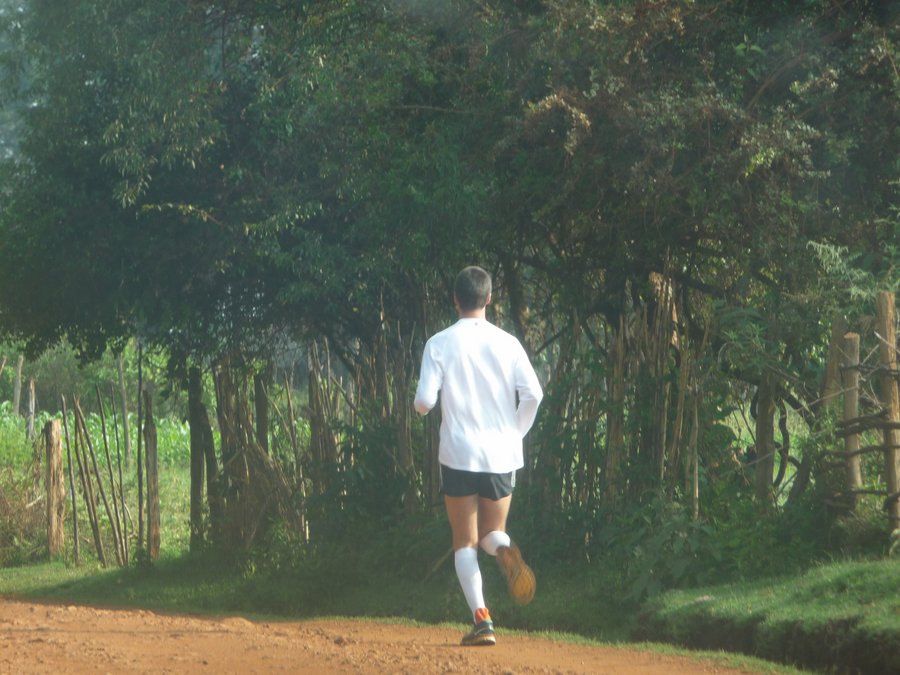 This is the son of 1984 Olympic marathon champ Joan Benoit Samuleson - Anders - who is in Kenya for a few months.