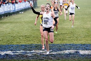 Sheila Reid Wins the 2011 NCAA Crown Over Jordan Hasay