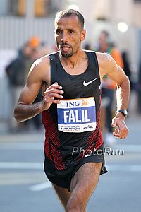 Abdellah Falil 7th in 2:10:35