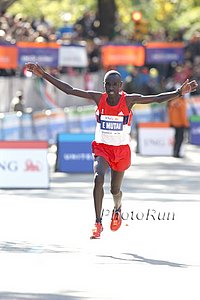 Emmanuel Mutai Well Under the Course Record