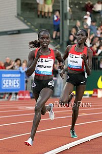 Vivan Cheruiyot Leads Linet Masai Women's 5,000m