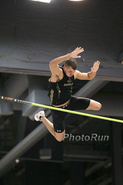 Mark Hollis in Pole Vault