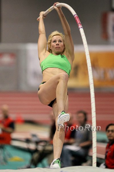 Jenn Suhr New American Record Holder