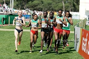 Shalane Flanagan With Lead Pack