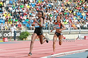 Tirunesh Dibaba and Meseret Defar
