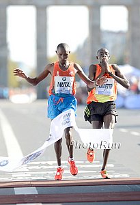 Geoffrey Mutai 2012 BMW Berlin MarathonChamp