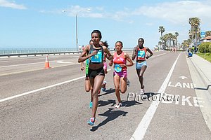 Tirunesh Dibaba Leads