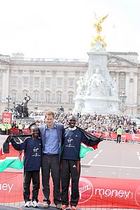 Mary Keitany, Princip Harry, Wilson Kipsang
