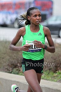 Hilda Kibet of Netherlands Would be 4th in 1:09:42