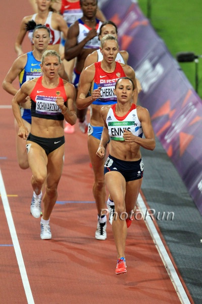 Jessica Ennis Leads Heptathlon 800m