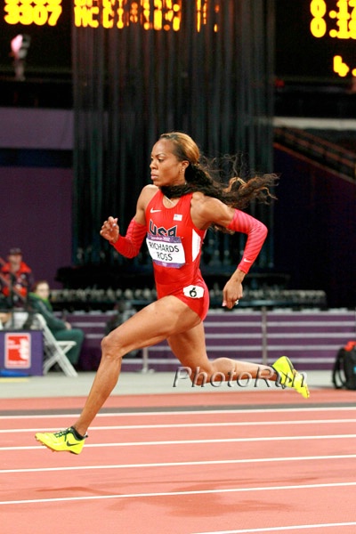 Sanya Richards Ross On Her Way to Gold
