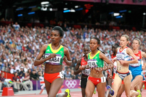 Dibaba Leads Defar