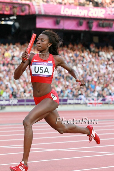 Diamond Dixon in 4X400 Qualifying