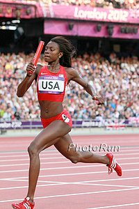 Diamond Dixon in 4X400 Qualifying