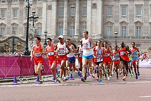 Men's Leaders at 5k with Meb Keflezighi